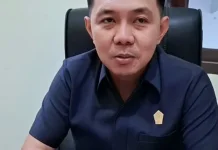 Rapat Paripurna: Hontong PLT Ketua Dewan Gantikan Sondakh