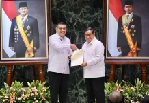 Momen HUTke-499 DKI Jakarta, Wamen ATR/BPN Serahkan 499 Sertipikat Aset Pemprov