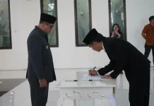 Eddy Salindeho Resmi Dilantik Sebagai Penjabat Sekretaris Daerah Sitaro