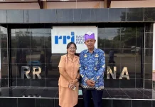 Alexander Dalengkade Terima SK Pensiun, 30 Tahun Mengabdi di RRI