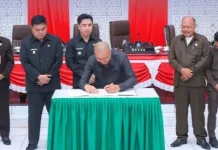 Thungari dan Pimpinan DPRD Tandatangani Kesepakatan bersama Ranperda APBD-P