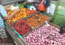 Harga Cabai Tembus Rp240 Ribu per Kilogram di Pasar Towo'e Tahuna