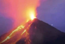Gunung Api Karangetang Terus Keluarkan Suara Gemuruh