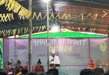 SMA Negeri 1 Tahuna Eksis Melestarikan Tulude