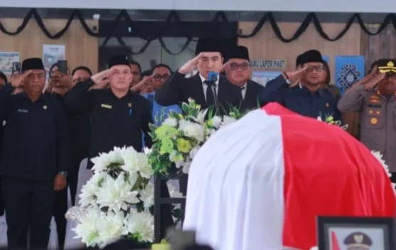 Mantan Bupati, HRM di Semayamkan di  DPRD dan Kantor Bupati