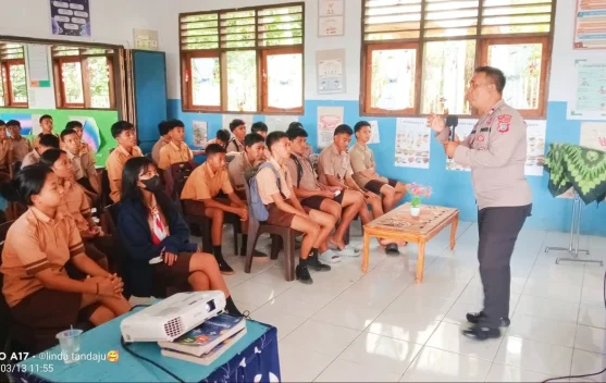 Polsek Tabteng Lakukan Himbauan Kamtibmas Melalui Jumat Curhat