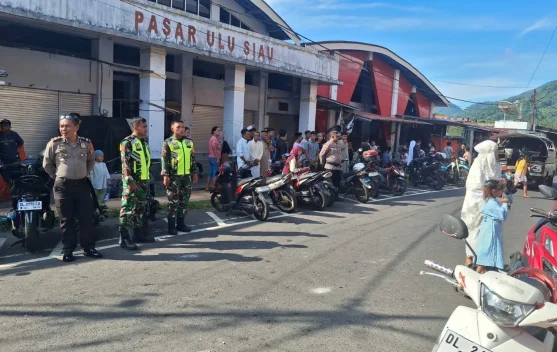 Gabungan TNI- Polri Amankan Sholat Idul Fitri 1447 H di Siau - RRI.co.id