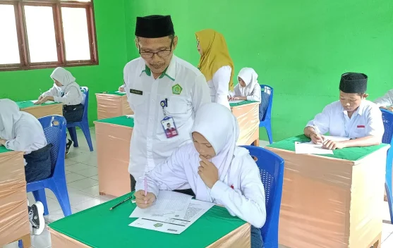 Kakan Kemenag Sangihe Monev dan Buka Asesmen Madrasah 2026
