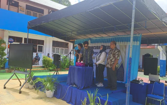 Bupati Sangihe Resmikan Situs Webside SMP Negeri 1 Tahuna