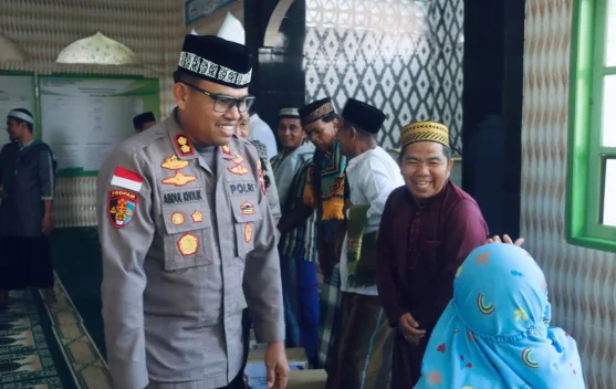 Kapolres Sangihe Gelar Jumat Keliling di Masjid Al-Ikhlas Beramal