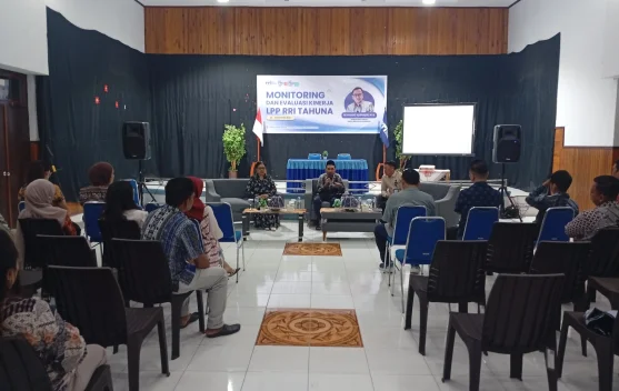Dewas RRI Mohamad Kusnaeni Memperingati Hari Raya Maulid Nabi di RRI Tahuna