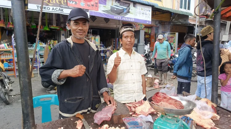 Meugang Ramai, Harga Daging Sapi di Bener Meriah Stabil