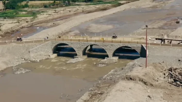 Jembatan Sementara Aih Bobo Rampung, Mobilitas Warga Kembali Normal
