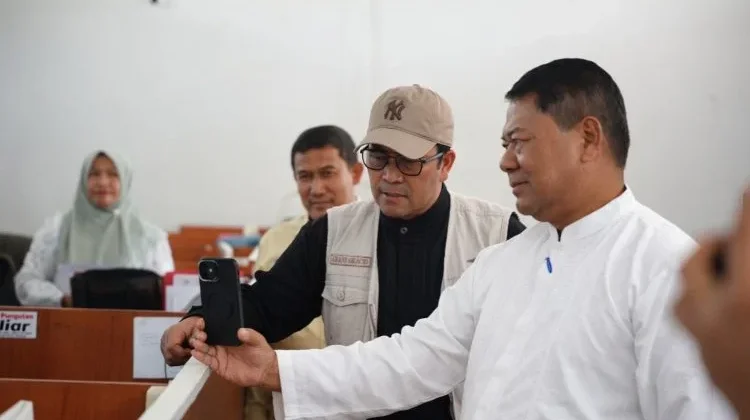 Bupati Haili Sidak ke Kantor Inspektorat