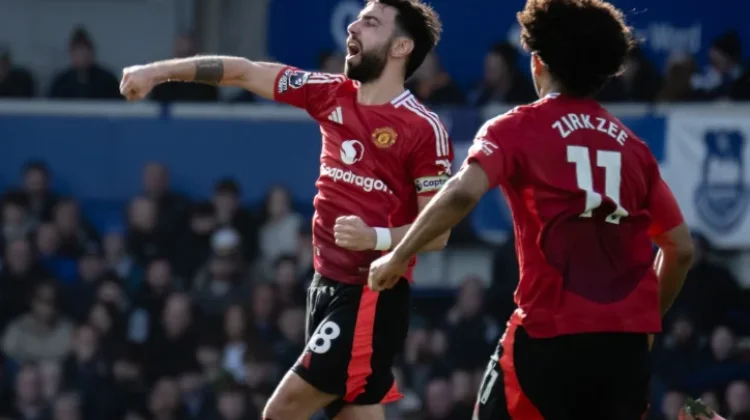 Manchester United vs Everton, Misi Balas Dendam dan Target Empat Besar