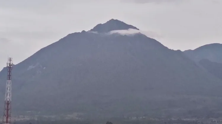 Aktivitas Gempa Burni Telong Didominasi Vulkanik Dalam, Status Tetap Waspada