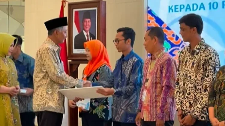Kementerian PU Salurkan Donasi untuk ASN Terdampak Banjir di Aceh, Sumut dan Sumbar