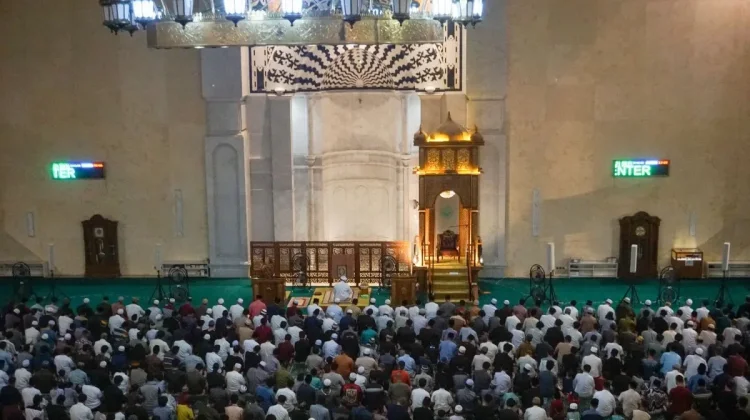 Keutamaan Shalat Tarawih Memasuki Pertengahan Ramadhan