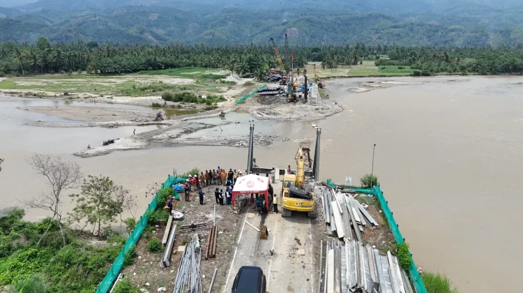 Pemerintah Pusat Bangun Jembatan Permanen di Kecamatan Semadam