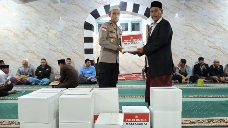 Tim Safari Ramadan Polres Bener Meriah Salurkan Bantuan