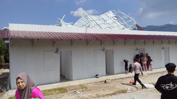 Lima Huntara di Ketipis Bener Meriah Diterjang Angin Kencang