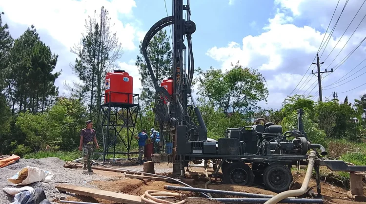 Satgas Gulpencal Bangun sumiur Bor di Huntara Blang Rakal