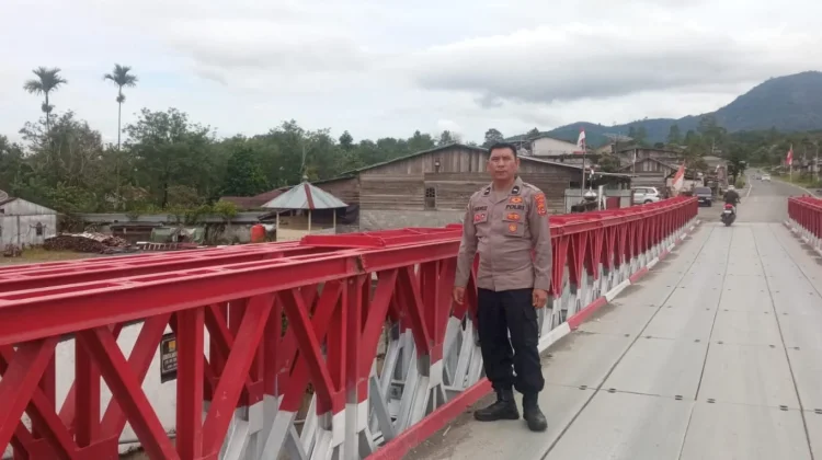 Polsek Wih Pesam Pantau Pembangunan Huntara dan Akses Jembatan
