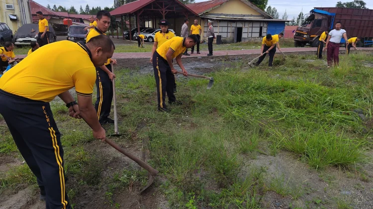 Personel Polres Bener Meriah Gotroy di Mako