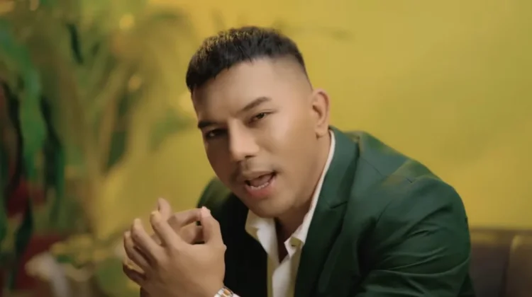 Fabio Asher “Aku Berjanji” Liriknya Bikin Baper!