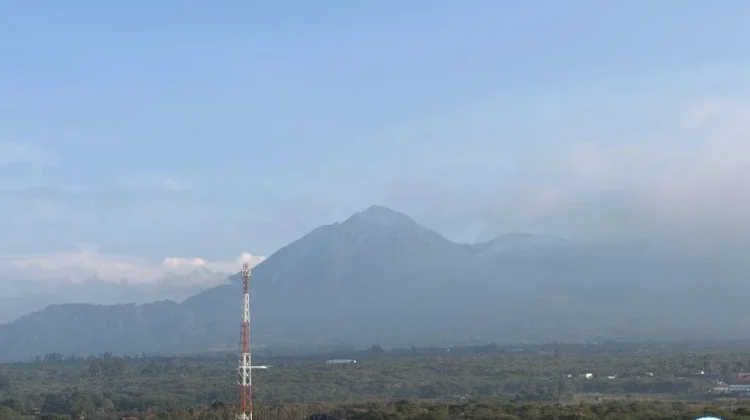Update Info Terbaru Aktivitas Gunung Burni Telong 24 April 2026