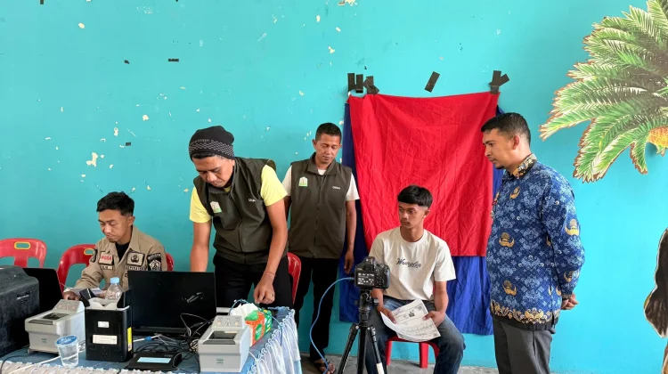 Pelayanan Adminduk, Warga Terdampak Bencana Dipermudah Urus Dokumen