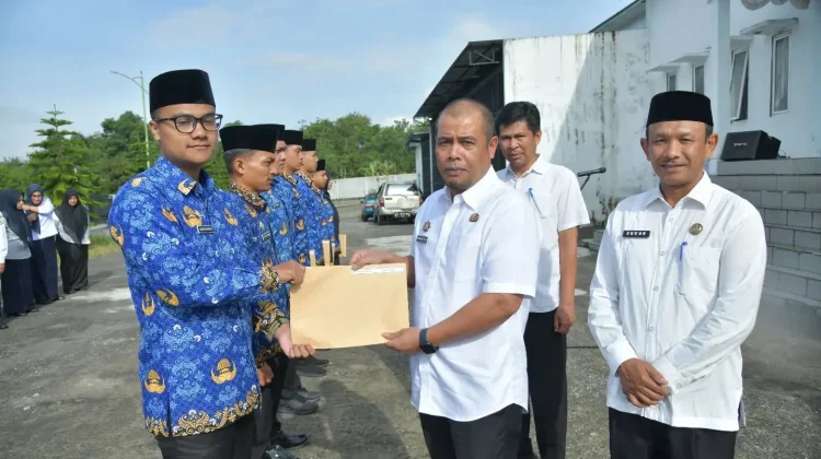 Serahkan SK, Sekda Bener Meriah Tekankan Disiplin ASN