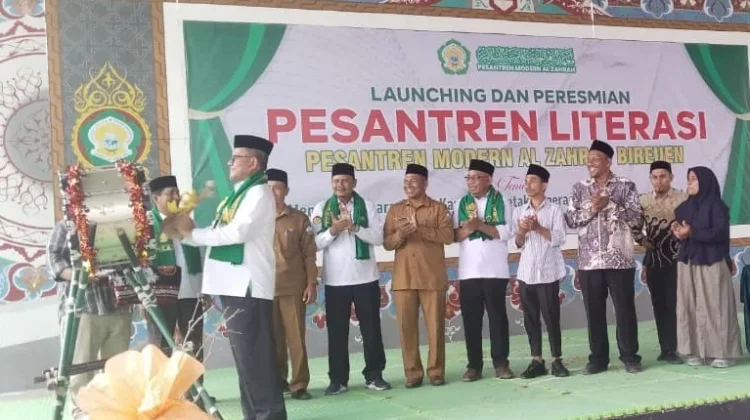 Resmikan Pesantren Literasi, Kakanwil Kemenag Aceh Tekankan Budaya Menulis