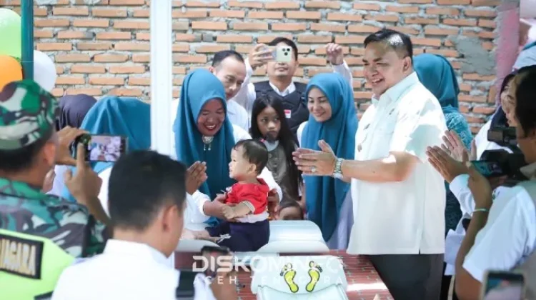 Bupati Fakhry Tinjau Langsung Posyandu Serentak 2026