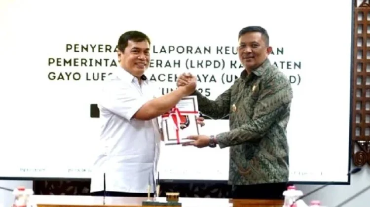 Bupati Gayo Lues Serahkan LKPD 2025 ke BPK Aceh