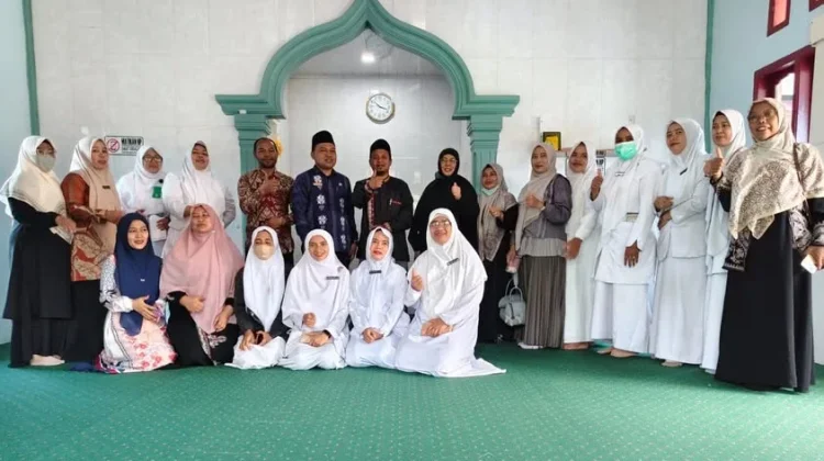 Dinas Syariat Islam  Bekali Nakes RSUD Muyang Kute Tata Cara Ibadah bagi Pasien