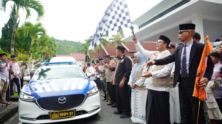 Tangis Haru Iringi Pelepasan 235 Jamaah Haji Aceh Tengah
