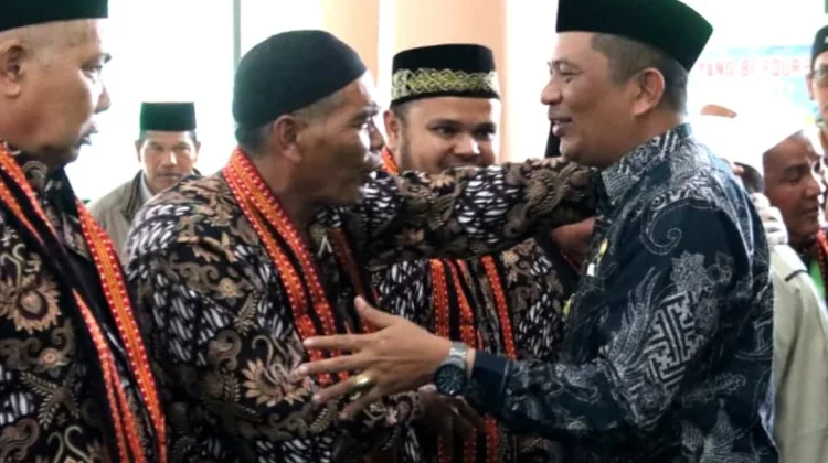 Bupati Gayo Lues Lepas 70 Calon Jemaah Haji menuju Banda Aceh