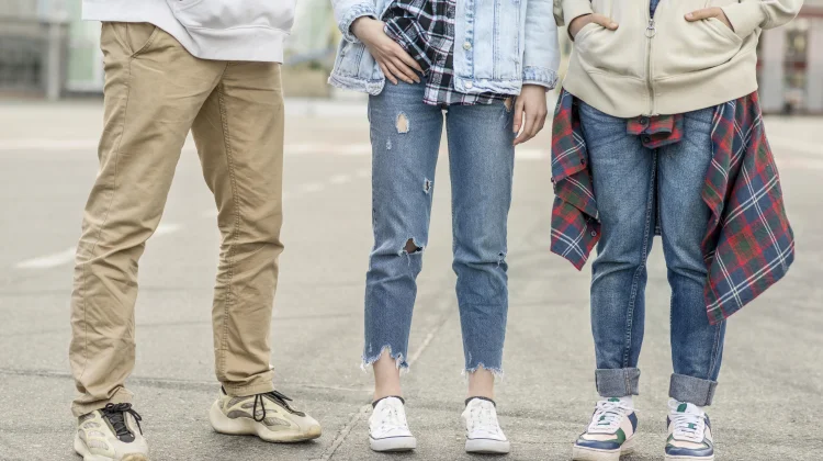 Rekomendasi Celana Pria Kasual hingga Semi Formal