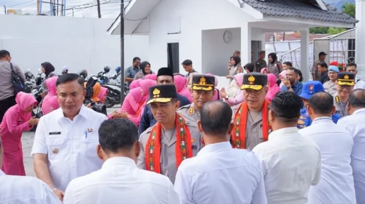 Bupati Aceh Tenggara Sambut dan Peusijuk Kapolda Aceh