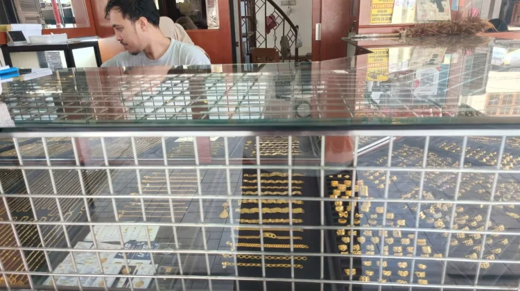 Harga Emas di Takengon Kembali Melemah