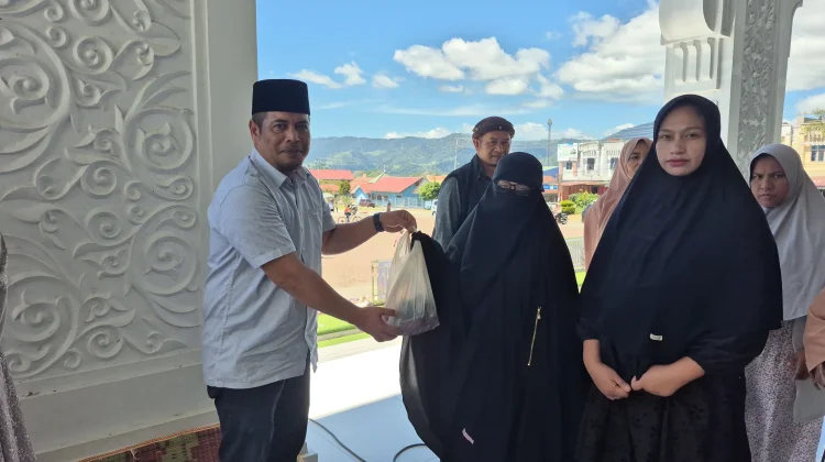 Program Kuerah, Bener Meriah Bagi Qurban untuk Keluarga Beresiko Stunting
