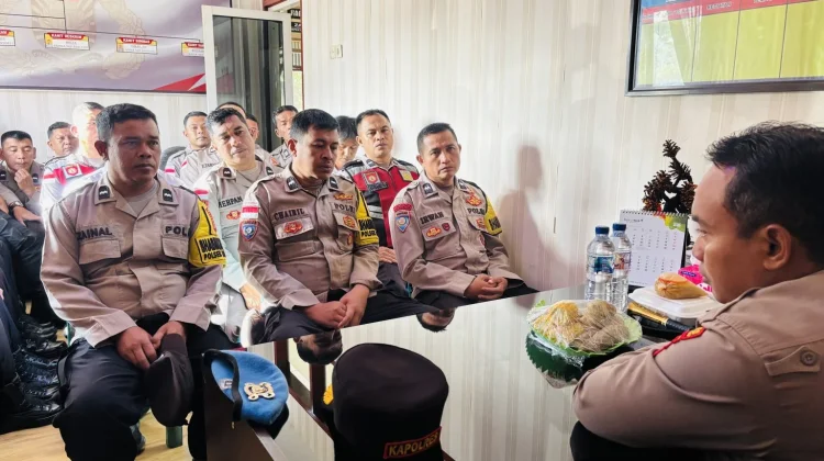 Kapolres Bener Meriah Kunjungi Polsek Wih Pesam, Tekankan Kesiapan Pilkades