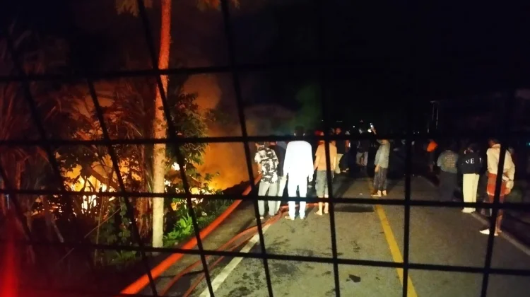Kebakaran Hanguskan Rumah Warga di Silih Nara