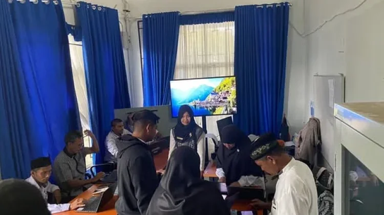 Diskominfo Bener Meriah Fasilitasi Pembuatan TTE bagi Kepala Sekolah SD dan SMP