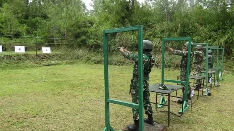 Ratusan Prajurit Kodim 0119/Bener Meriah Ikuti Latihan Menembak Senjata Ringan
