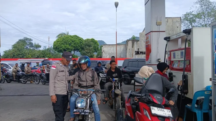 Patroli Rutin Polsek Bandar Sasar Pusat Ekonomi dan Kampung Rawan