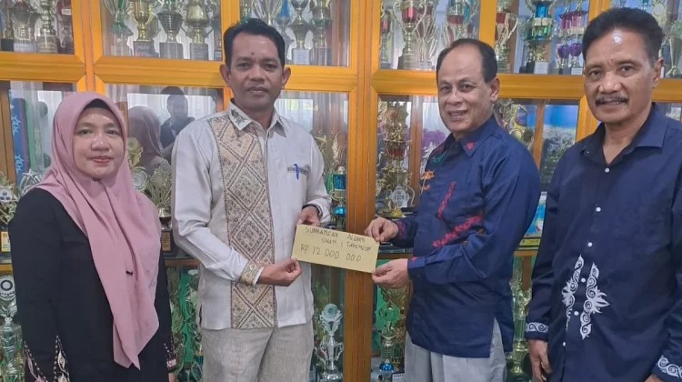 Alumni SMA Negeri 1 Takengon Bantu Biaya Eksekusi Lahan Sengketa
