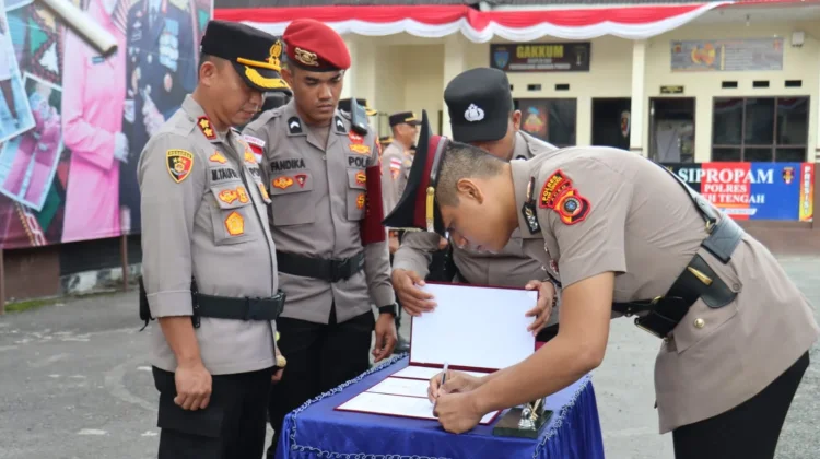 Kapolres Taufiq Pimpin Sertijab Lima Pejabat Utama