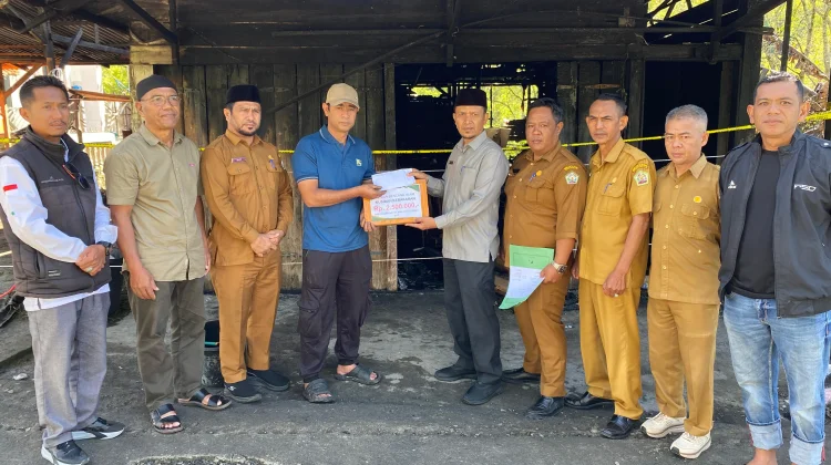 Baitul Mal Aceh Tengah Salurkan Bantuan Korban Kebakaran
